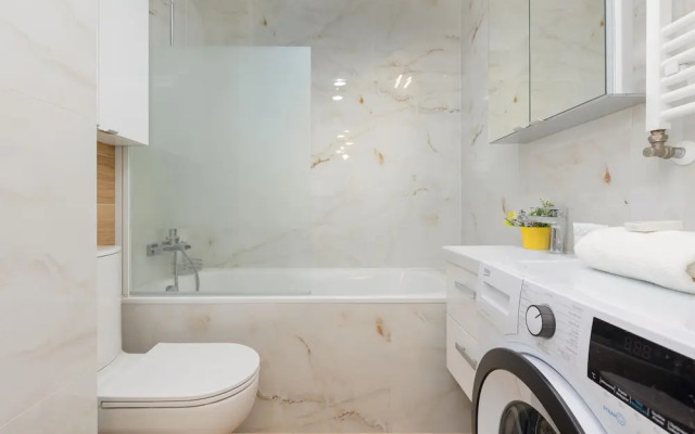 Apartment Kotsisa + Parking by Renters