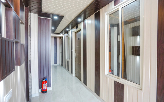 Fabhotel Jms Residency