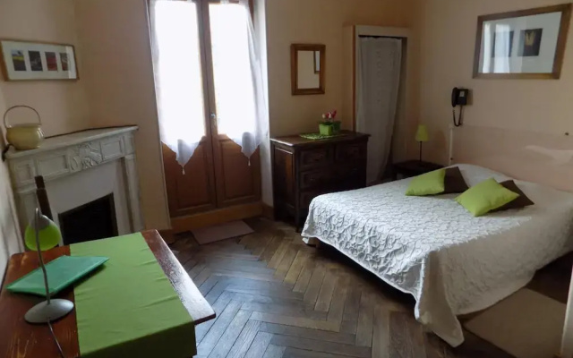 Hôtel Le Vieux Tilleul