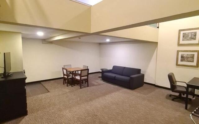 Urban Green Hotel & Suites