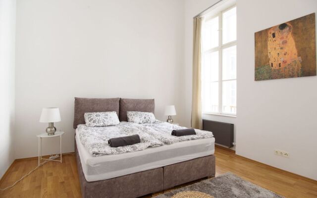 Central Apartment - Stephansdom