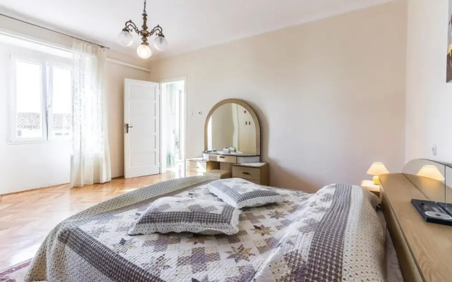 Awesome Apartment in Pula With 2 Bedrooms and Wifi