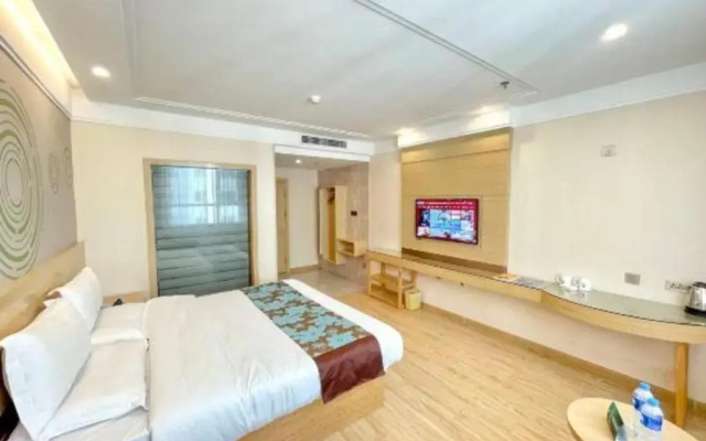 GreenTree Inn Urumqi Airport Tianyi International City