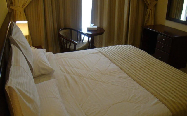 Queen Inn Hotel Apartments