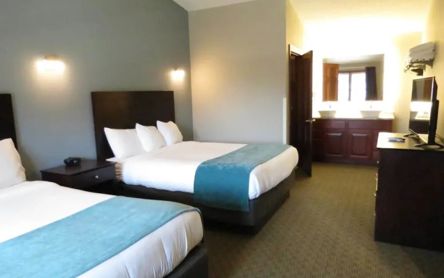 Edgewater Hotel and Suites