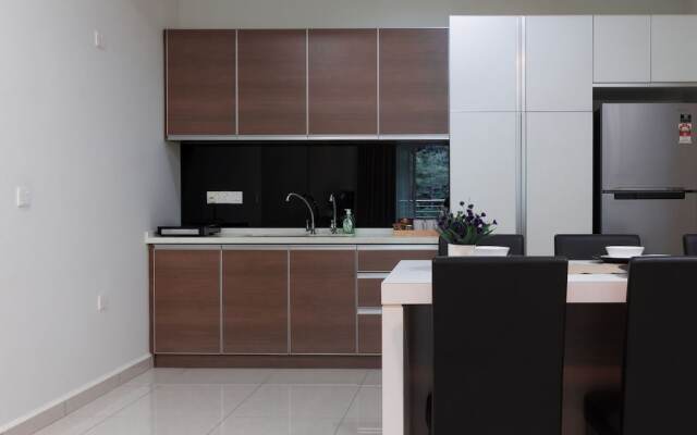 The Haven Lakeside Suites by Verve