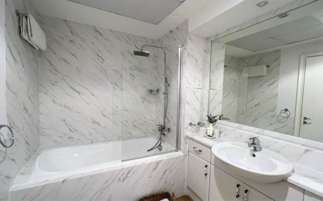 Elegant 2bedroom With Balcony in Dubai Marina