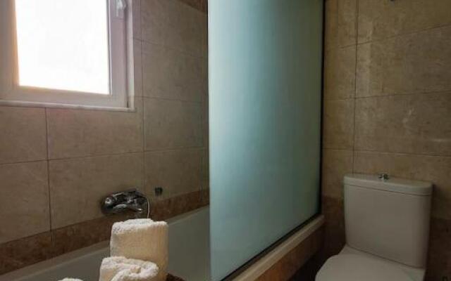 Sunnyside Villa 2King BR Free Parking Near Beach