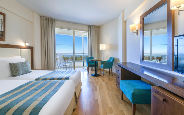 Golden Bay Beach Hotel