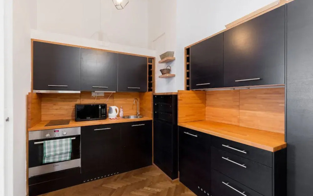 Simple Comfort Apartment