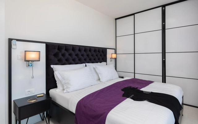 Villa Adria View with Heated Pool II