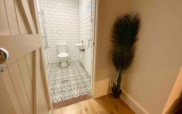 Flat 8, 10 St Johns