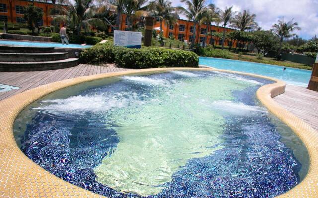 Chateau Beach Resort