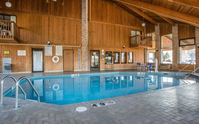 AmericInn by Wyndham Mosinee Central Wisconsin Airport