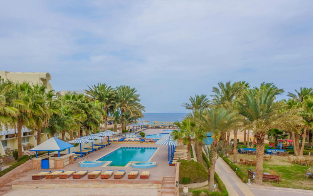 Royal Star Empire Beach Resort
