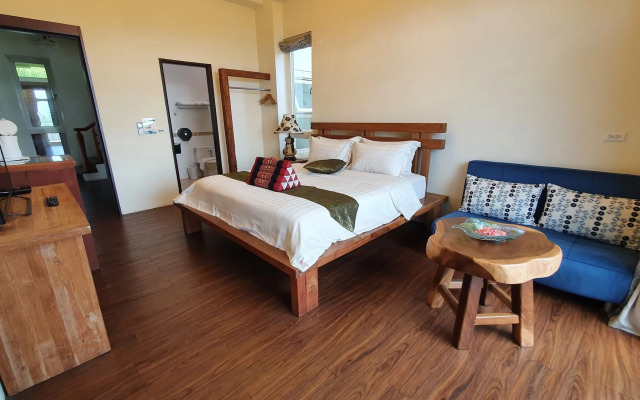 Cao Hai Tong Seaview Bed and Breakfast