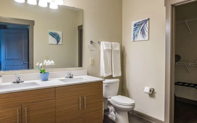 FRONTDESK Cedar Flats Apts Uptown Charlotte