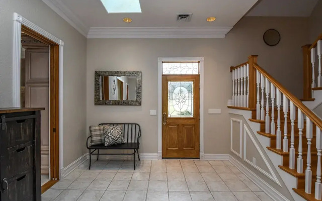 Preston on the Lake 5 Bedroom House