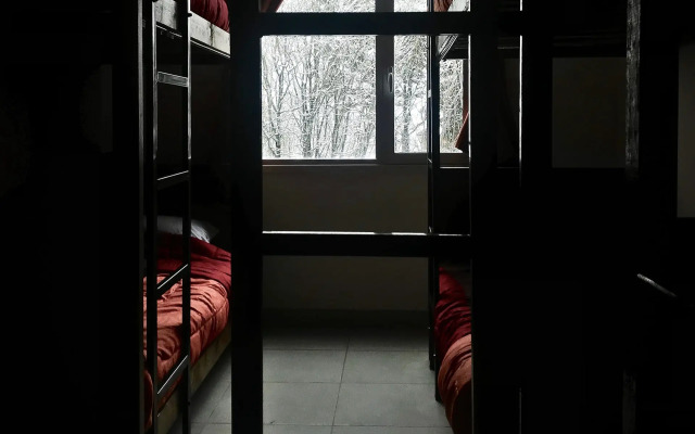 Oshovia Hostel