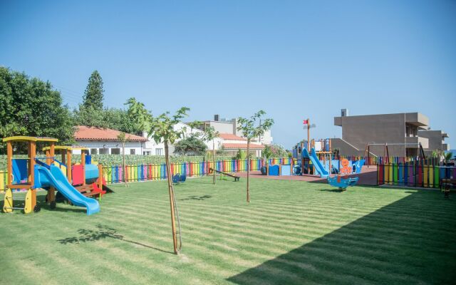 Senseana Sea Side Resort & Aquadventure - All Inclusive