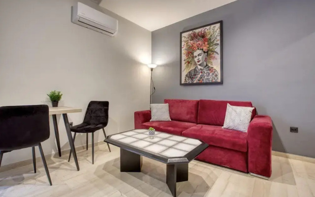 Sweet and Modern Flat at Palaio Faliro
