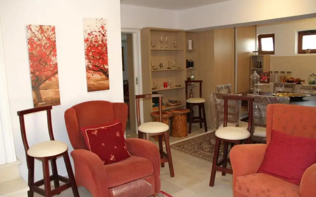 ΑΡΙΩΝ Village & Suites