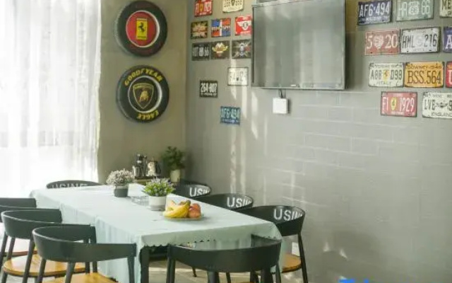 Shengsi Jiuyue Ailan Scenic Apartment