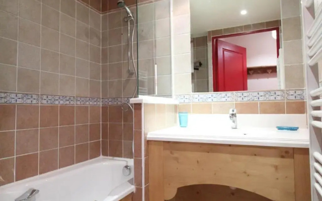 Appartement Lanslebourg-Mont-Cenis, 3 pièces, 6 personnes - FR-1-508-78