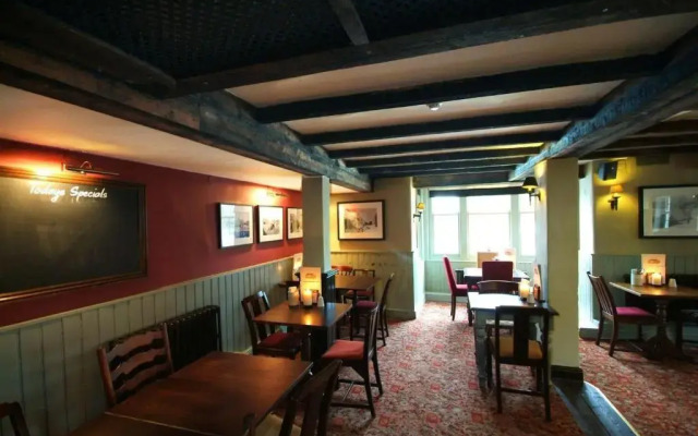 Wheatsheaf Hotel