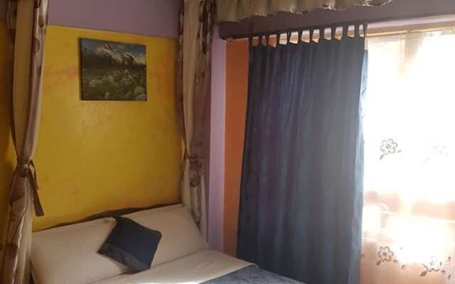 Palmdew Highland Hotel