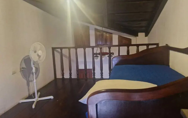 Cozy Colonial Style Azotea Apartments