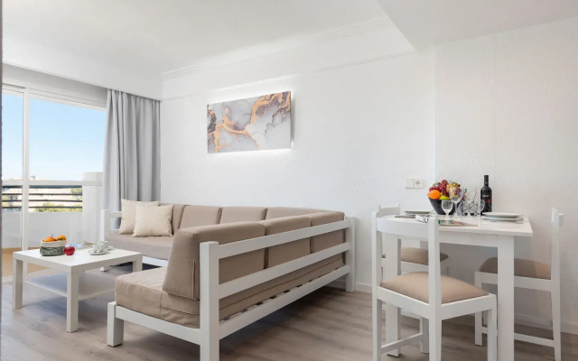 Alcudia Beach Apartments