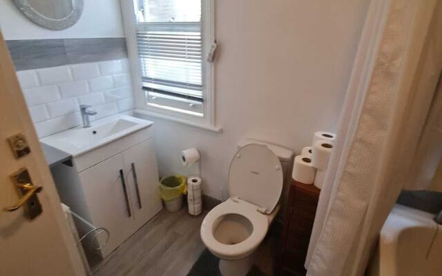3-bed House in London Self-contained in Ladywell