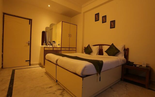 Hotel YKS