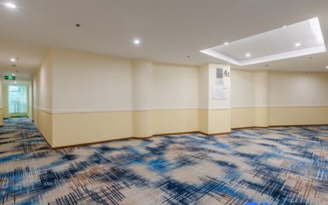 juju Hotel (Foshan Haijundacheng Fisherman's Wharf Store)
