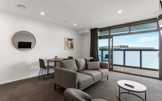Ramada Plaza by Wyndham Anshun
