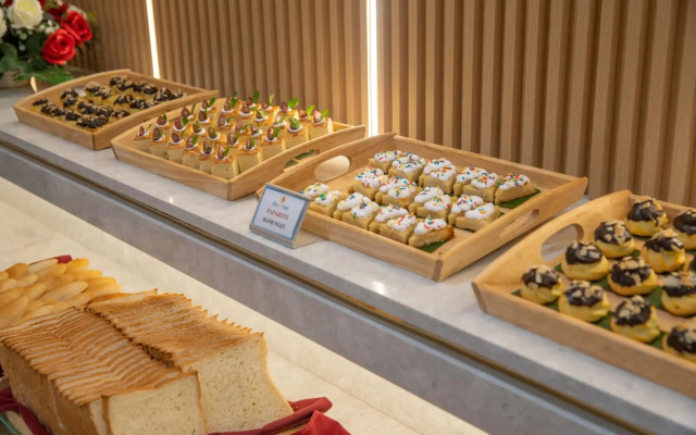 BlueSun Danang Beach Hotel