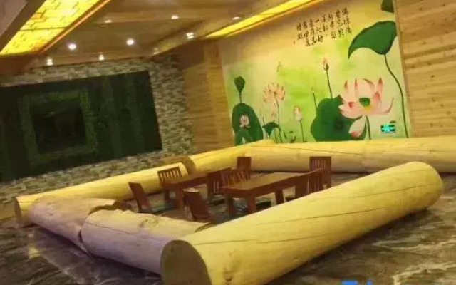 Yabulifu Family Courtyard Hotel