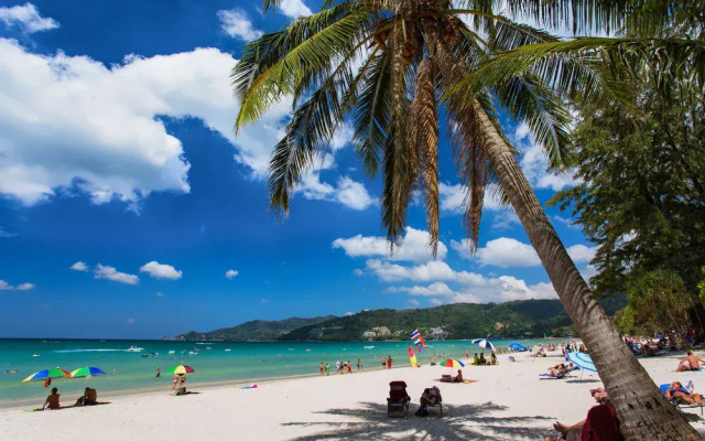 Patong Beach Bed and Breakfast