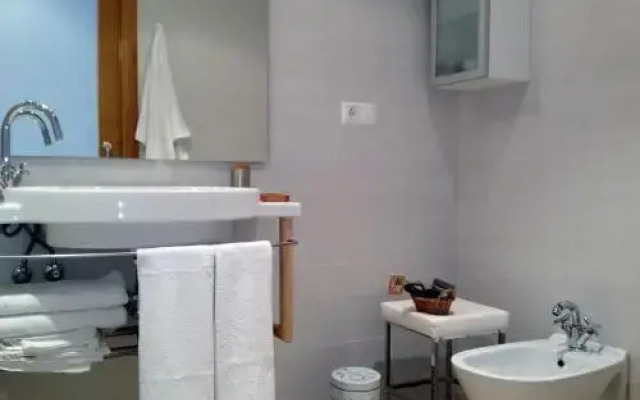 Apartamentos Puerto Basella Sl