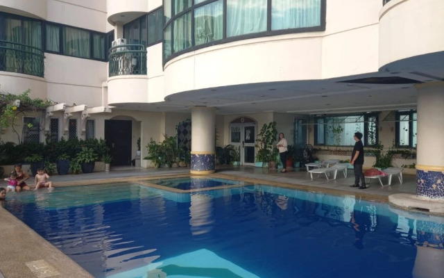 Capital O 914 Makati Palace Hotel