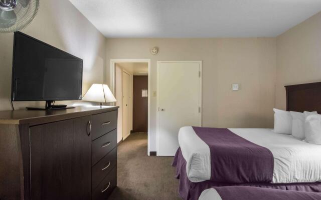 Quality Inn & Suites Yellowknife