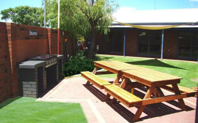 Dunsborough Inn Backpackers