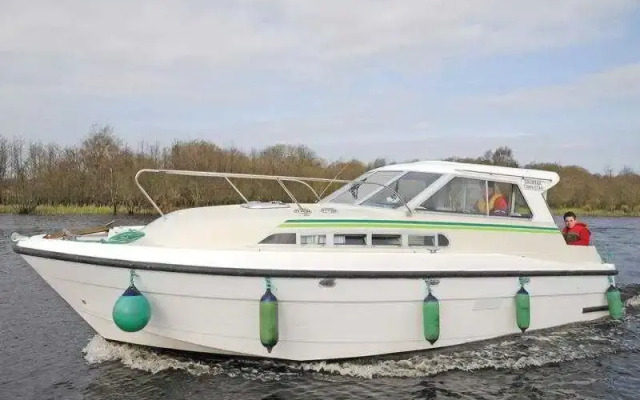 Le Boat Belturbet