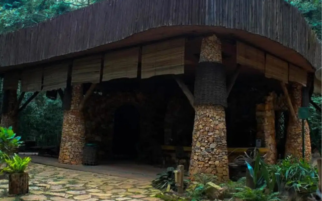 Rainforest Lodge Mabira by GEO