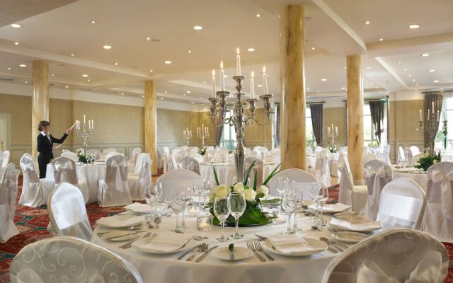 Galway Bay Hotel