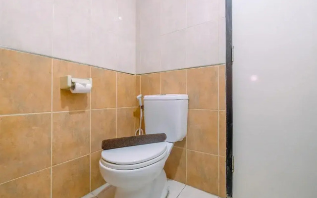 Simple And Comfy Studio Room At Tamansari Sudirman Apartment