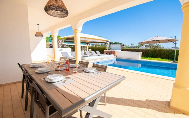 Casa Filipa Lower Floor