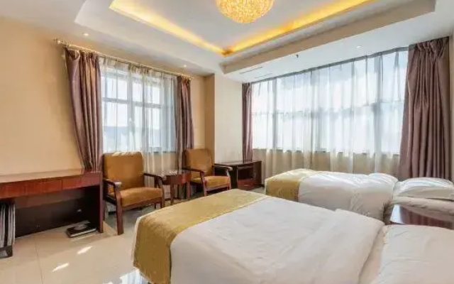 East River International Hotel