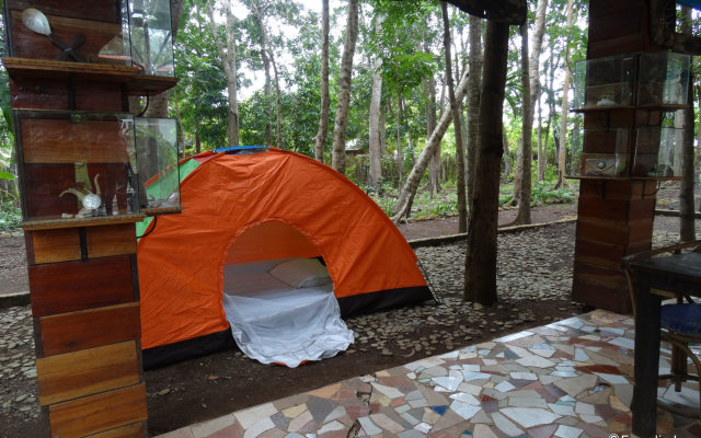 Tent and Breakfast at Irawan Park